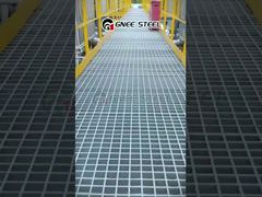 Malla de metal perforada