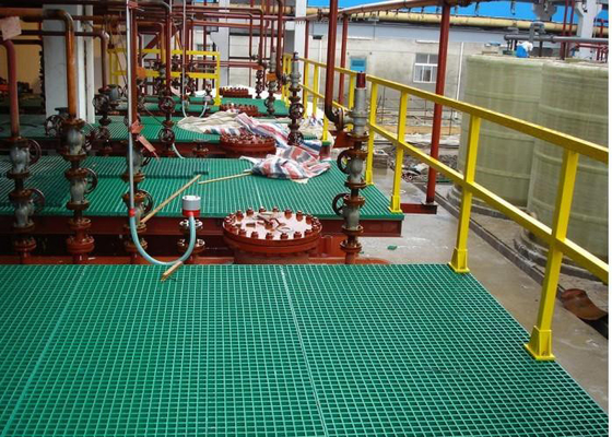 China Reja plástica resistente del piso de FRP para la superficie lisa de la plataforma de trabajo proveedor