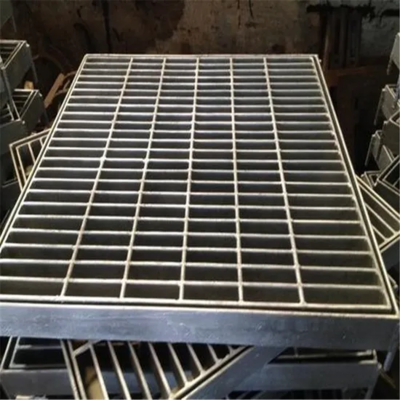 Escalera galvanizada en caliente, plataforma de la planta de energía, camino de entrada, rejilla de drenaje exterior de acero