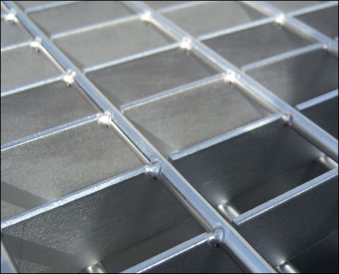 Factory Hot-DIP Galvanized Stainless Steel Iron Grating for Outdoor Exterior Stair Treads and Platform Walkways in Building Projects