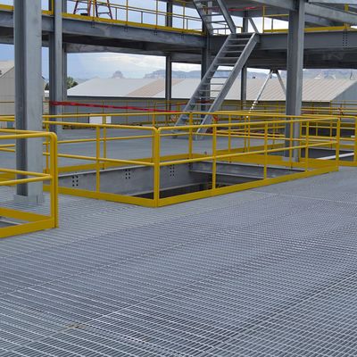 Corrosion Resistant Welded Construction Steel Grating Platforms for Industrial Safety Solutions