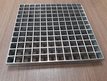 High Quality Galvanised Steel Grating Stainless Steel Carbon Steel Drain Trench Water Grate Covers for Industrial Flooring