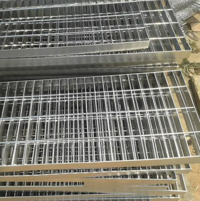 Rejilla de acero galvanizado en caliente de alta resistencia, rejilla metálica personalizable para uso industrial
