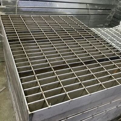 Rejilla para peldaños de escaleras de acero inoxidable de alta resistencia estándar ANSI para seguridad industrial