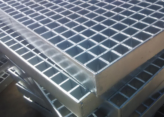 las rejillas industriales del piso de 70m m x de 6m m galvanizaron la barra cruzada 8m m x 8m m de la plataforma de rejilla de acero