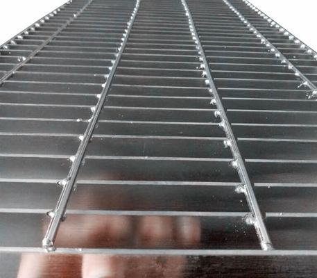 Materiales de construcción metálicos galvanizados Q235/Q345/SS304/SS316 Rejas de acero inoxidable
