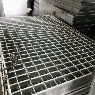 Rejas de acero galvanizado de trabajo pesado con superficie dentada para aplicaciones antideslizantes