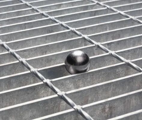 Rejas de acero galvanizado en caliente con tamaño personalizable para construcción al aire libre certificadas CE